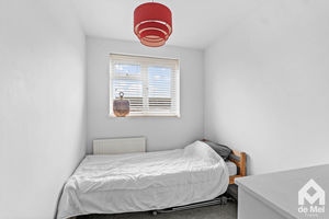 Photo 1- click for photo gallery